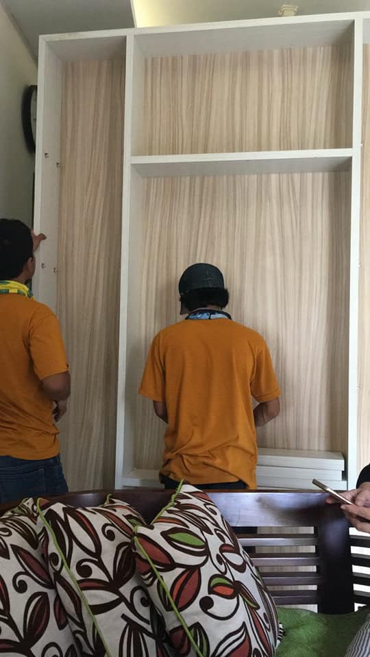 PARTISI RUANGAN MINIMALIS BAPAK TRIAS KOMPLEK PALM