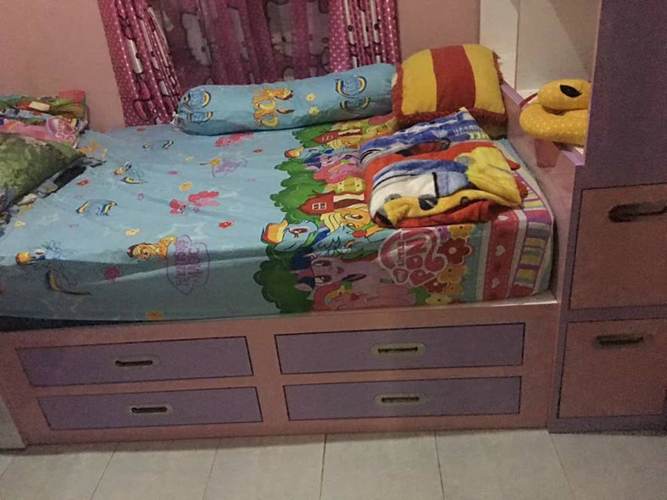 Tempat Tidur anak Bpk Edy Fury hijau cilegon