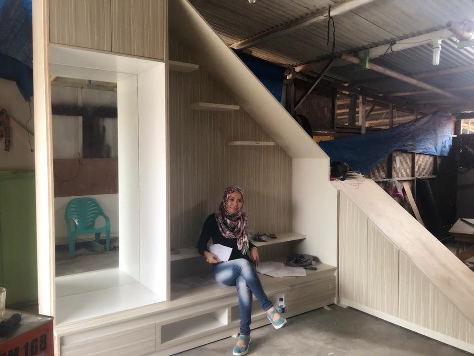 KICHENSET BAPAK ABU IZZAT WARNASARI