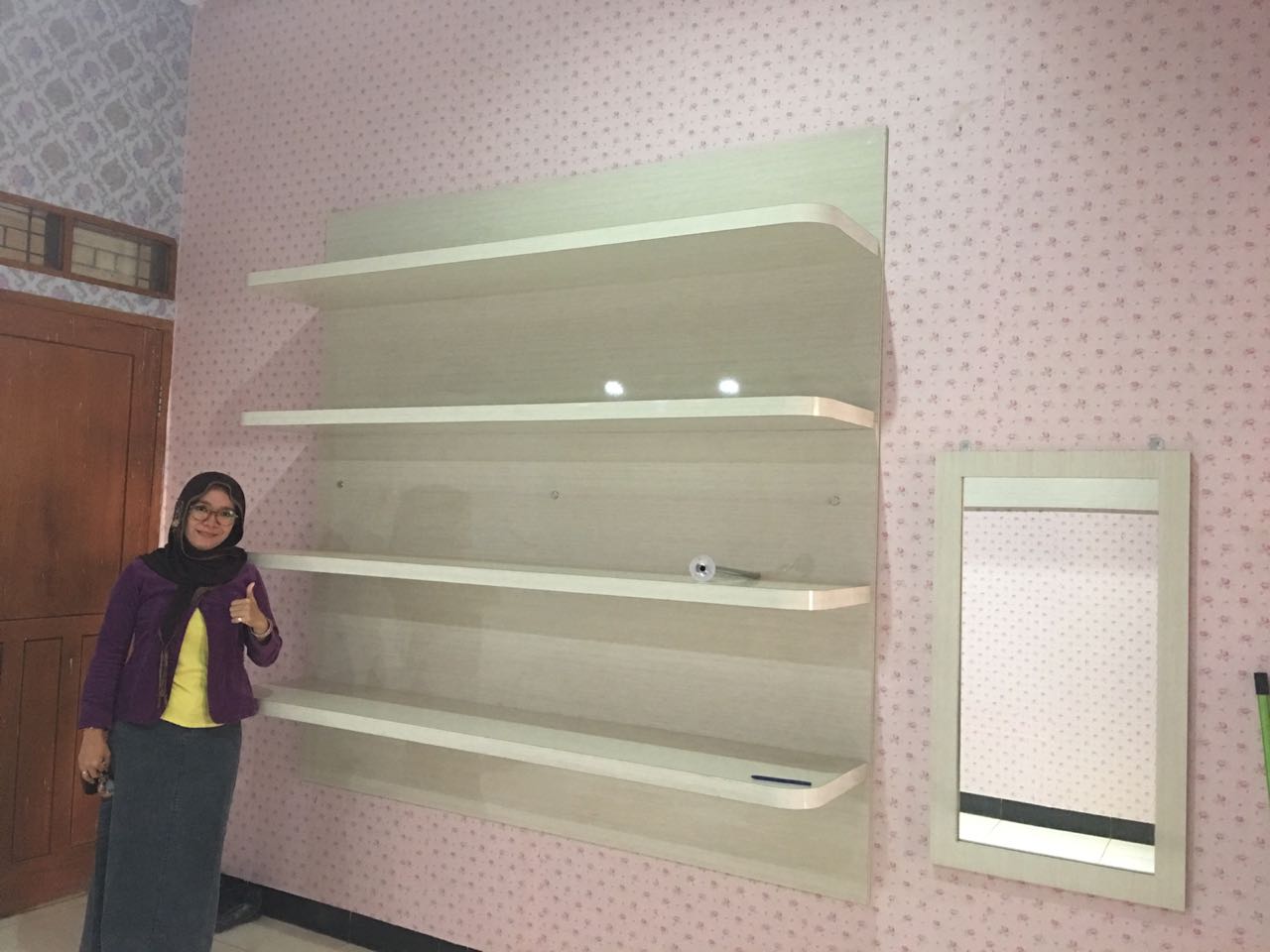 Butik dan Full Kaca Alumunium